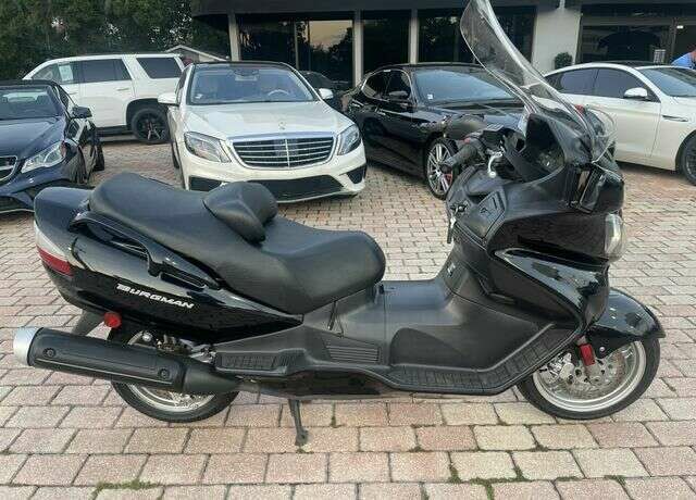 Suzuki AN650