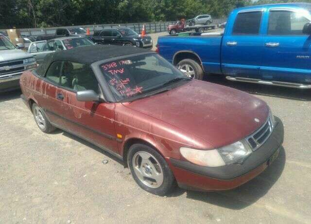 Saab 900