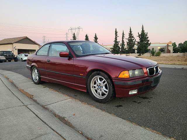 BMW 328iS