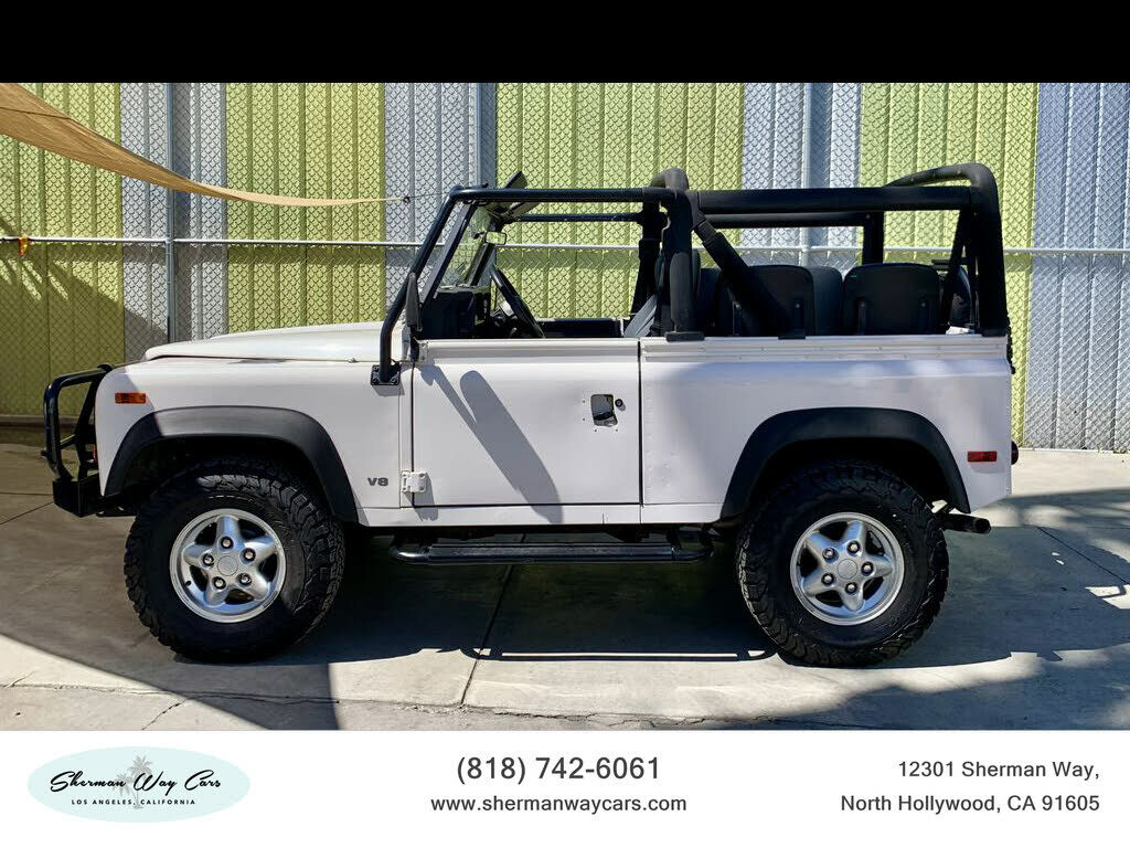 Land Rover Defender