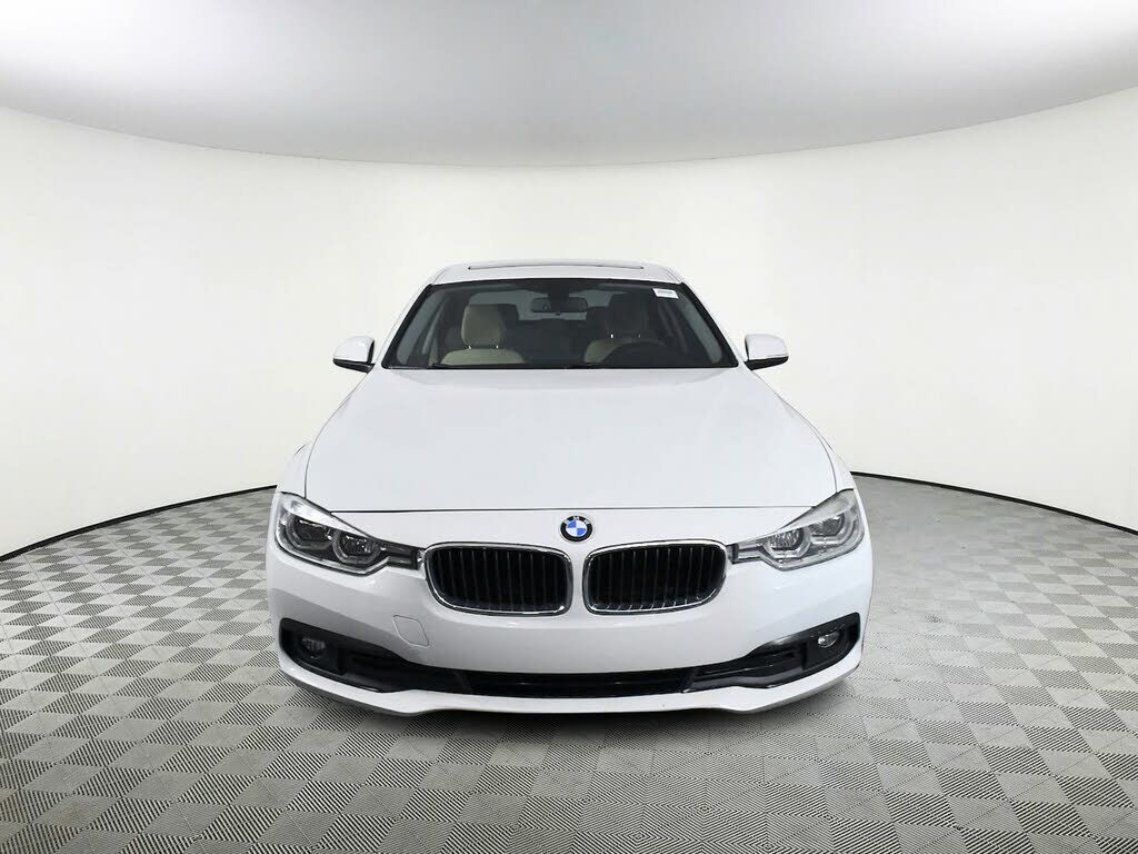 2018 BMW 320i