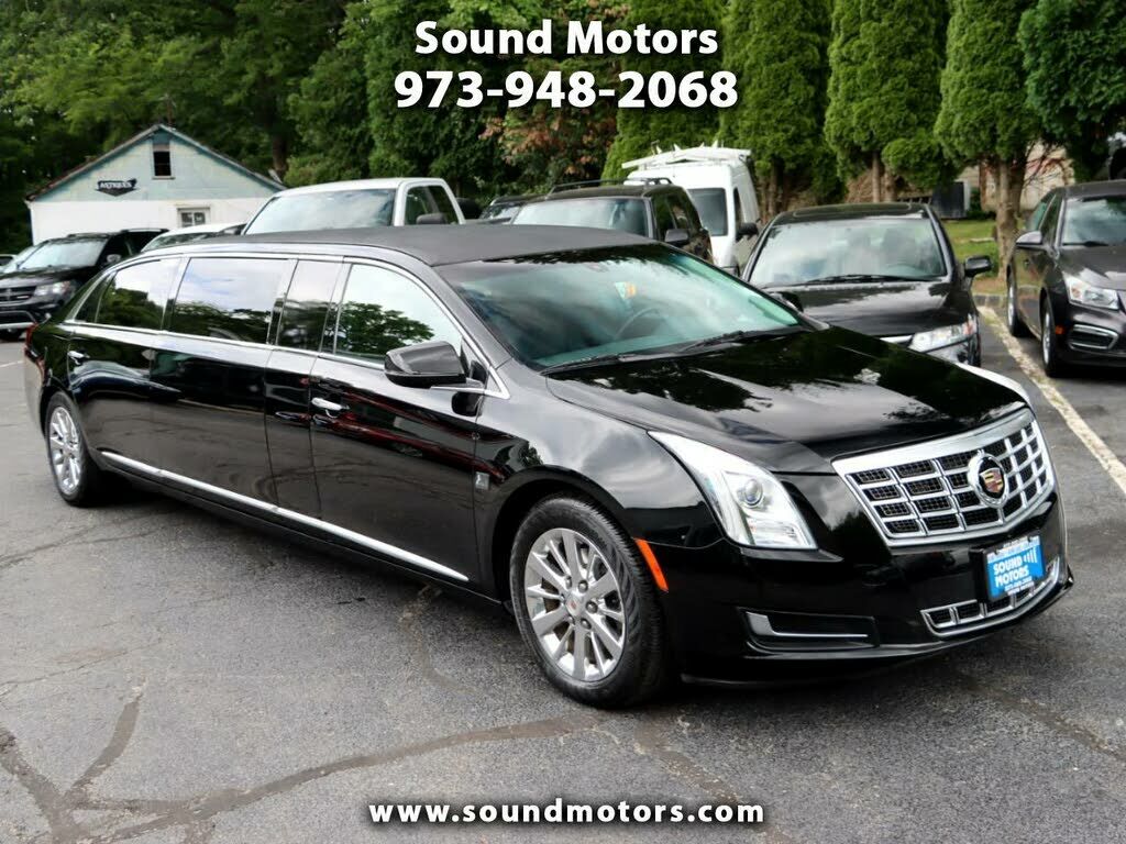 Cadillac Stretch Limousine