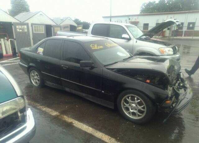 BMW 325i