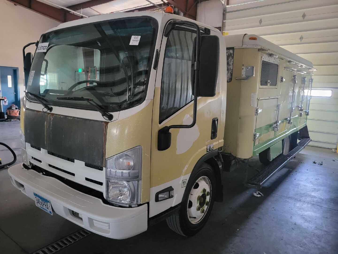 Isuzu NQR/NRR