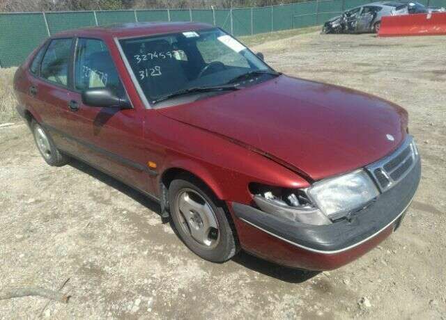 Saab 900