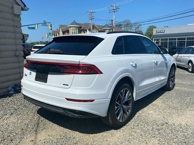 2021 Audi Q8