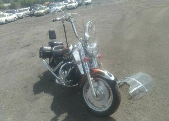 Honda VT1100C2 (SHADOW SABRE)