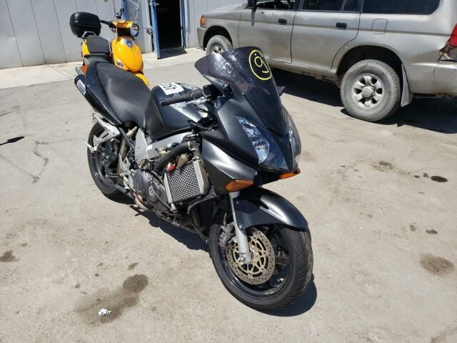 Honda VFR800 (INTERCEPTOR)