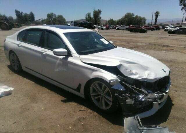 BMW 750i / B7