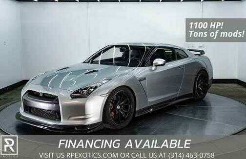 Nissan GT-R