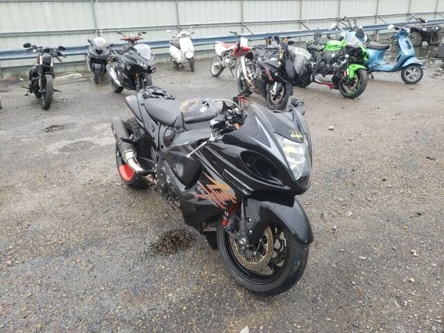 Suzuki GSX1300R