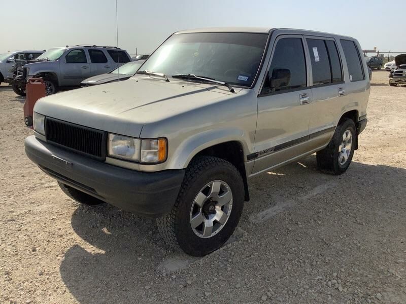 Isuzu Trooper