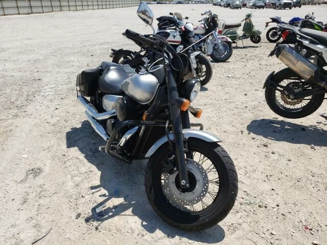Honda VT750 (Shadow Phantom)