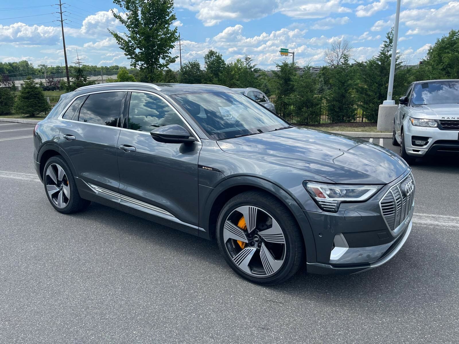 2019 Audi e-tron