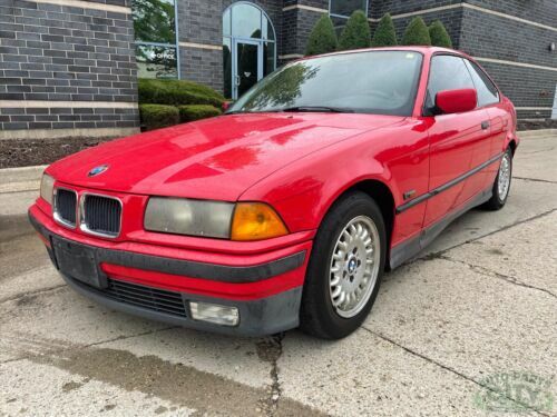 BMW 325iS