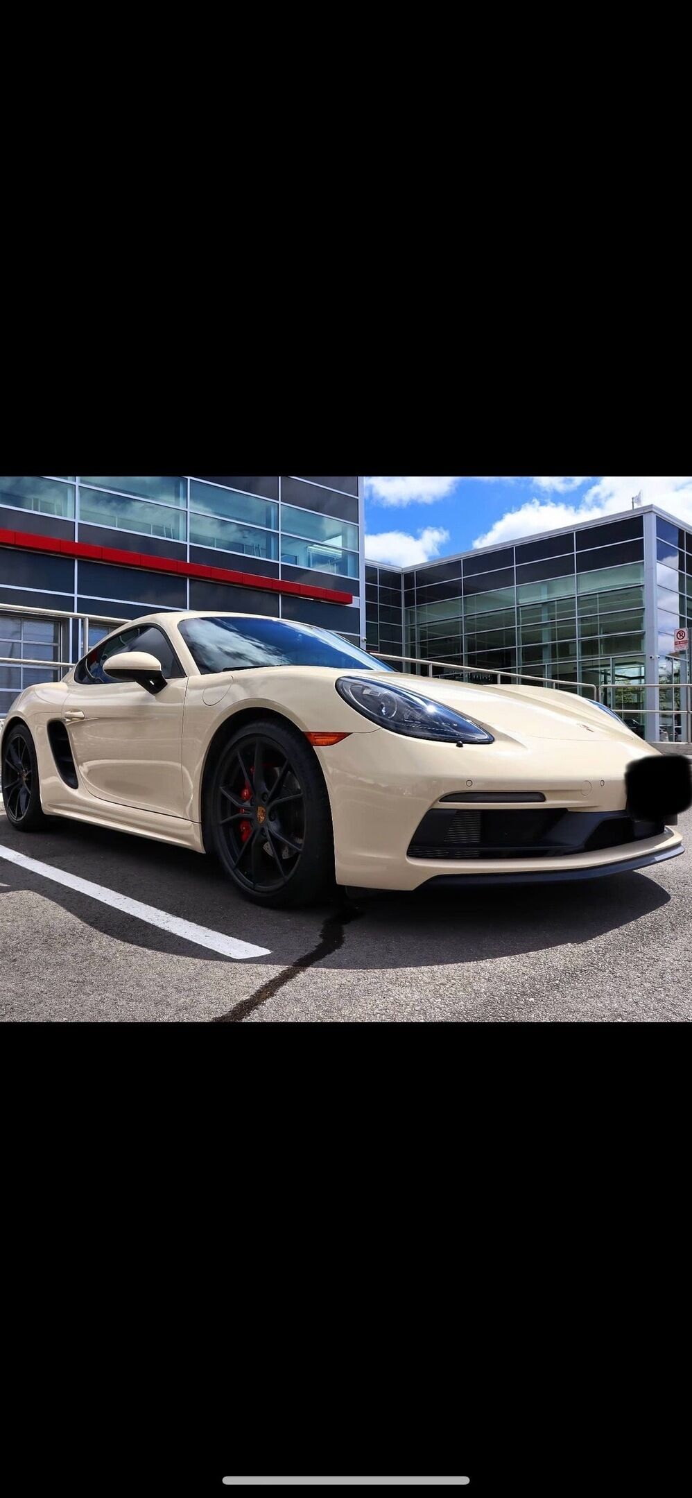 PORSCHE