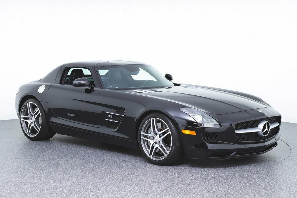 Mercedes-Benz SLS-Class