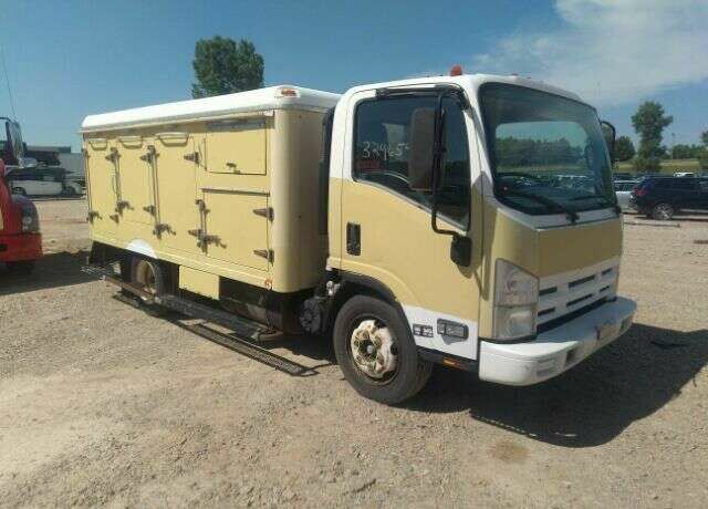 Isuzu NQR/NRR