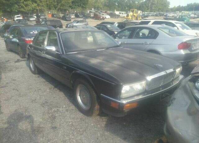 Jaguar XJ6