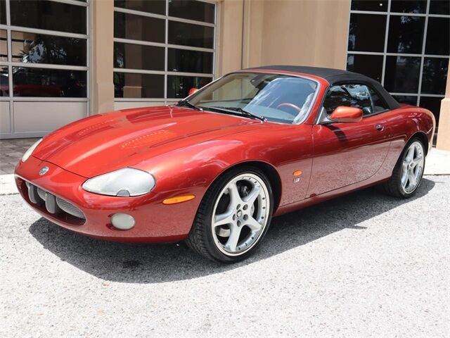 Jaguar XKR