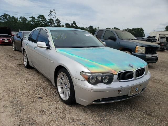 BMW 745i