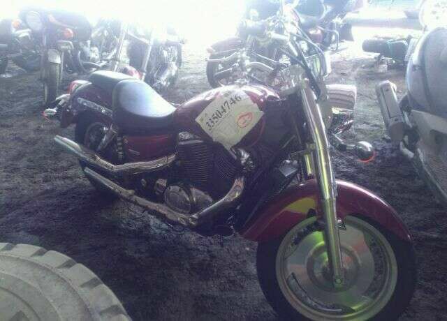 Honda VT1100C2 (SHADOW SABRE)