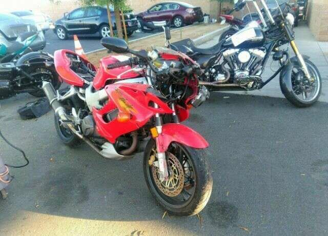 Honda VTR1000F (SUPERHAWK)
