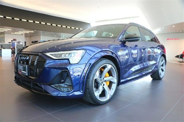 2022 Audi e-tron
