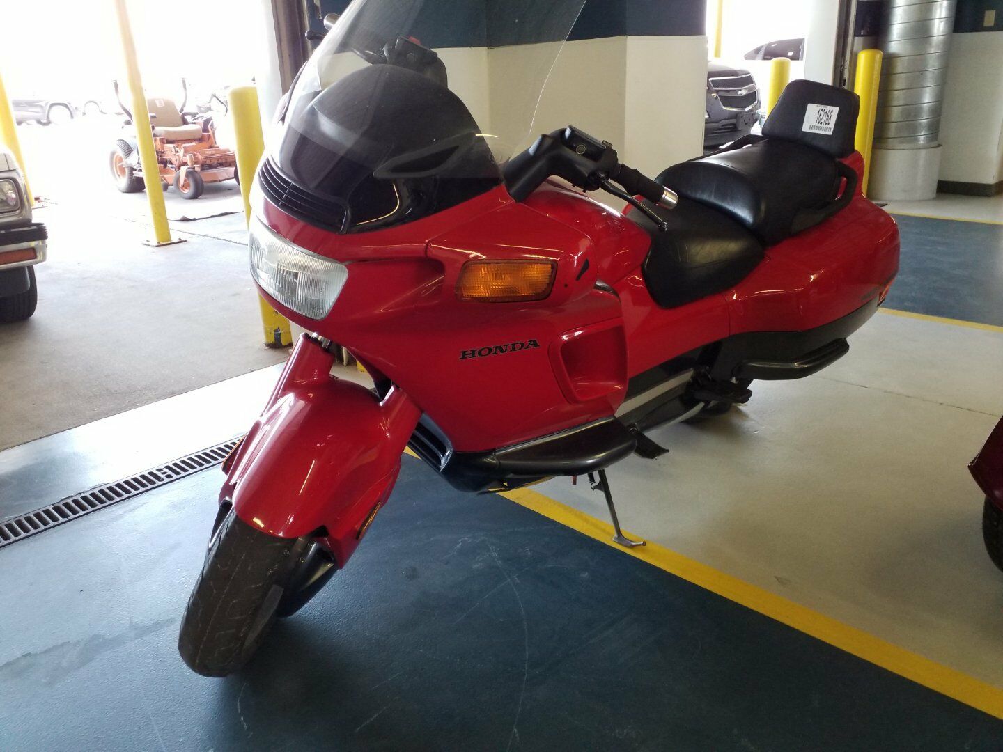 Honda PC800 (PACIFIC COAST)