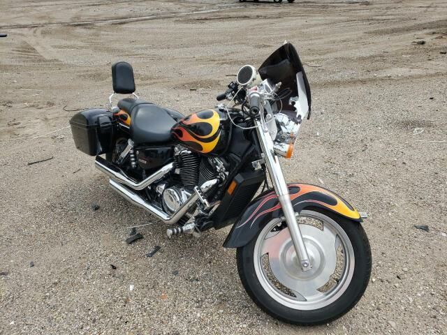 Honda VT1100C2 (SHADOW SABRE)