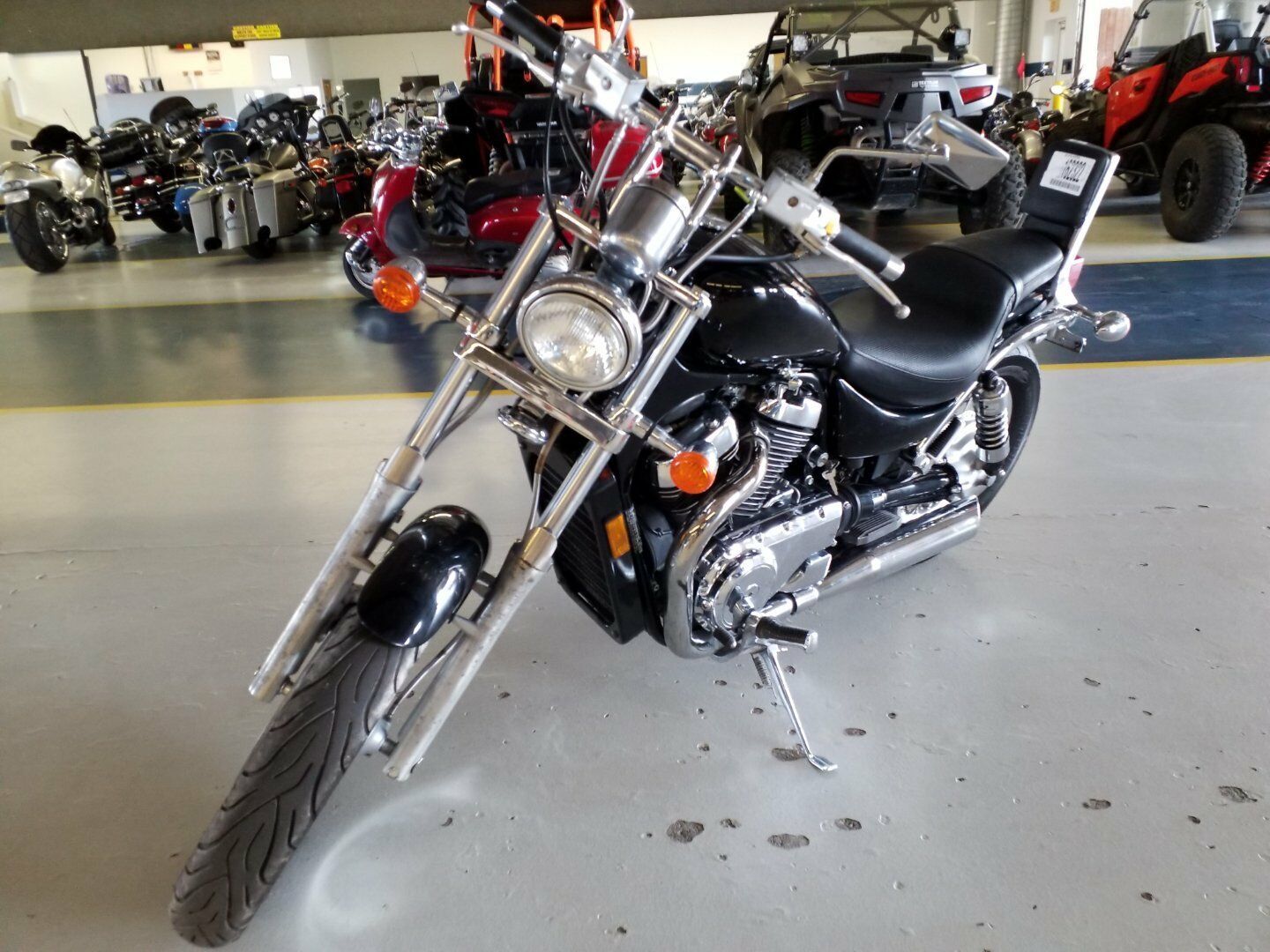 Suzuki VS800