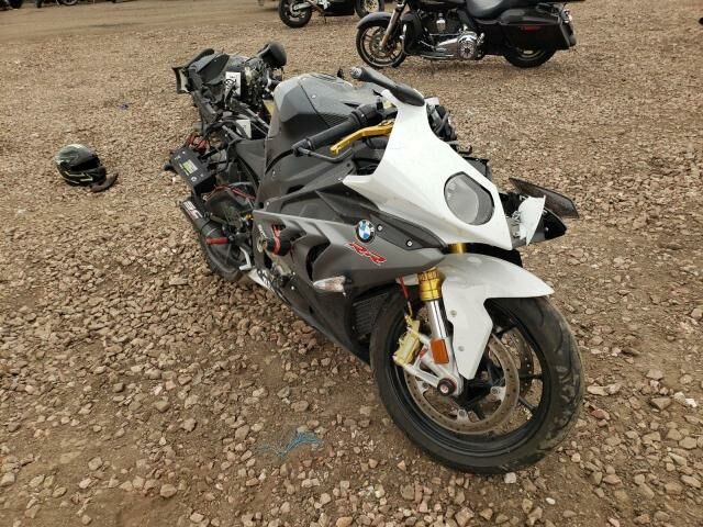 BMW S 1000 RR