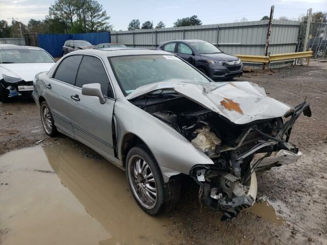 Mitsubishi Diamante