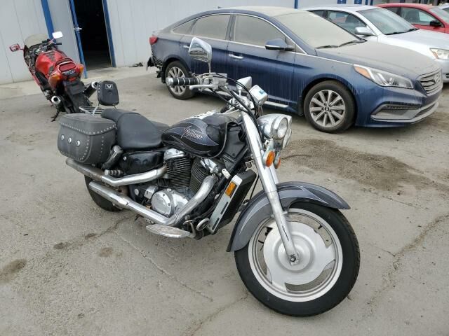 Honda VT1100C2 (SHADOW SABRE)