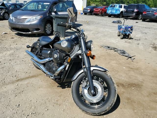 Honda VT750 (Shadow Phantom)