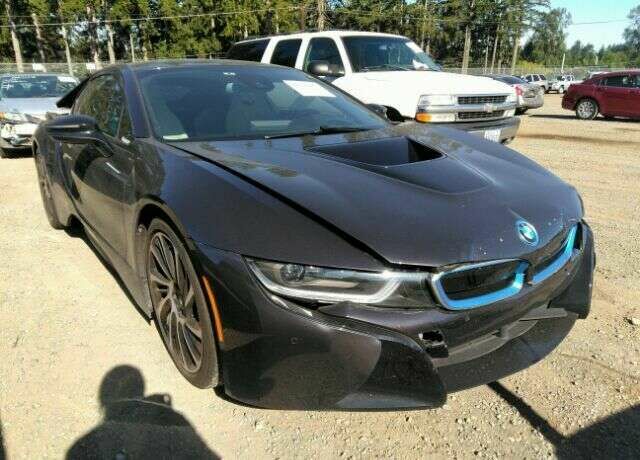 BMW i8