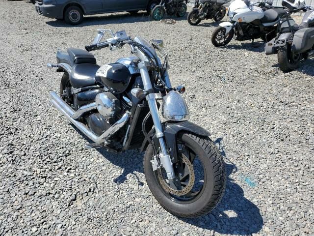 Suzuki VZ800