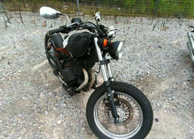Suzuki GZ250