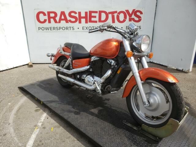 Honda VT1100C2 (SHADOW SABRE)