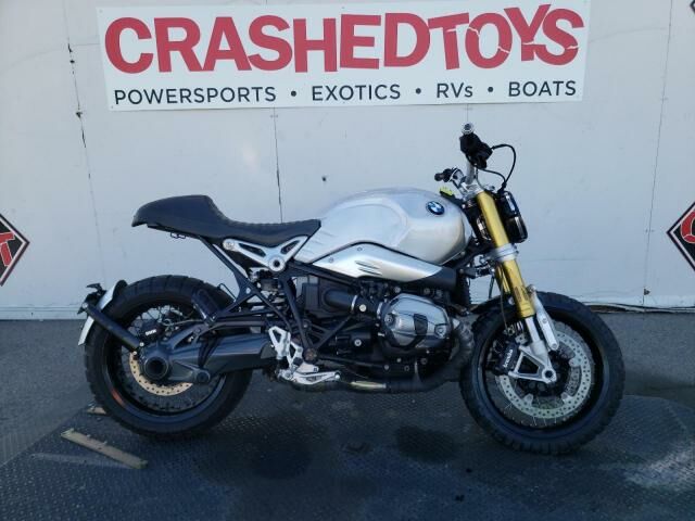 BMW R nineT