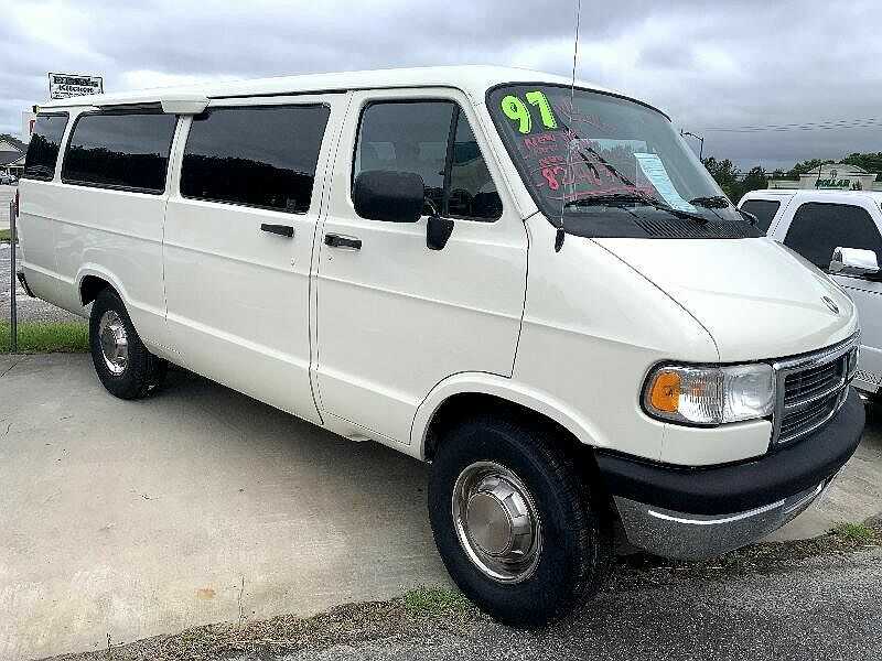 Dodge Ram Wagon