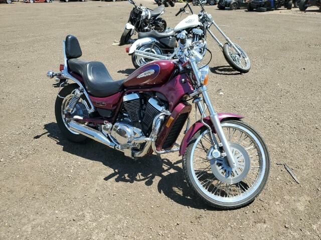 Suzuki VS800
