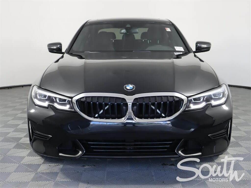 2021 BMW 330i