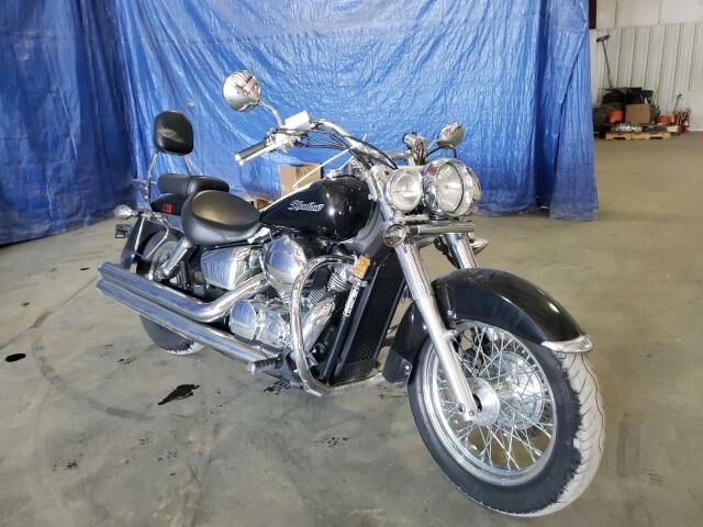 Honda VT750 (Shadow Aero)