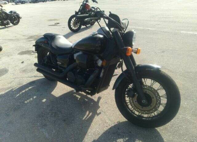 Honda VT750 (Shadow Phantom)