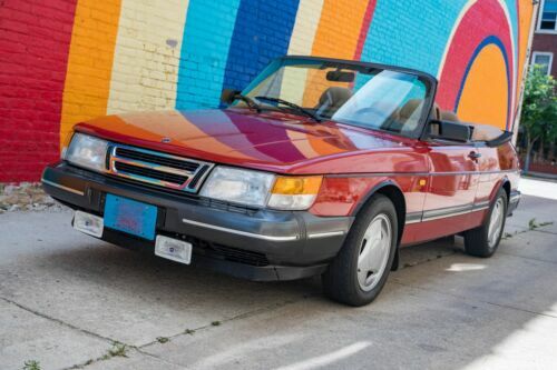 Saab 900