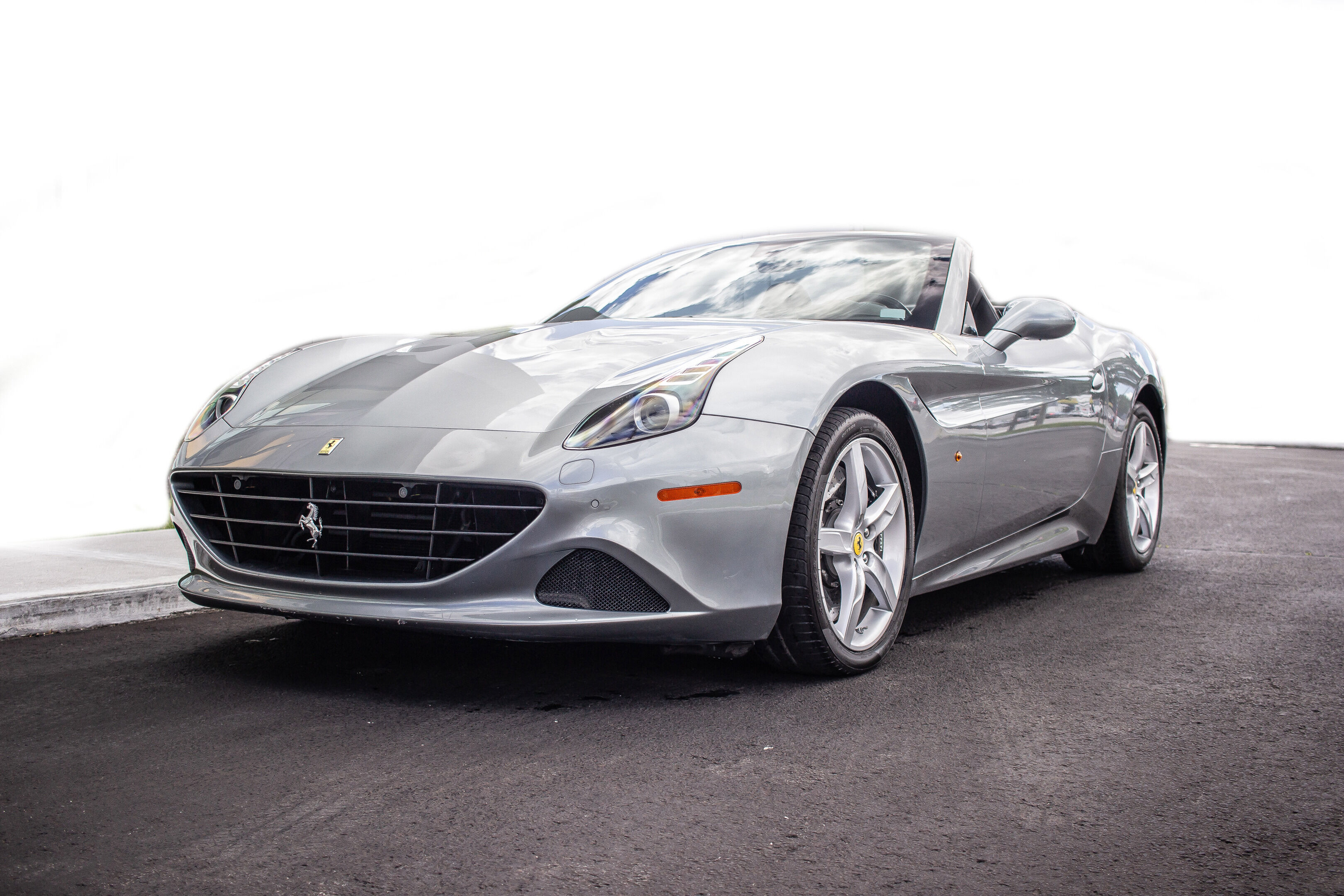 Ferrari California T