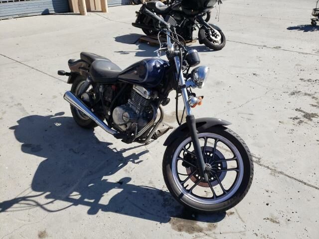 Suzuki GZ250K