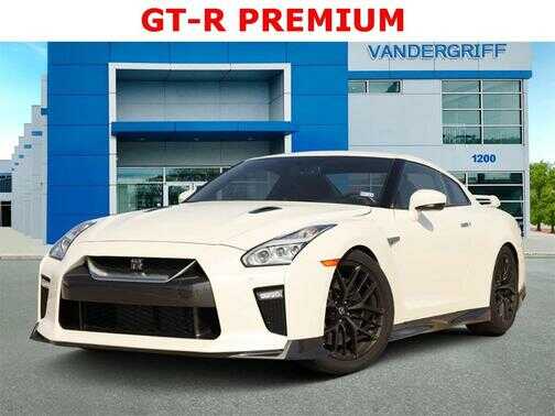 Nissan GT-R