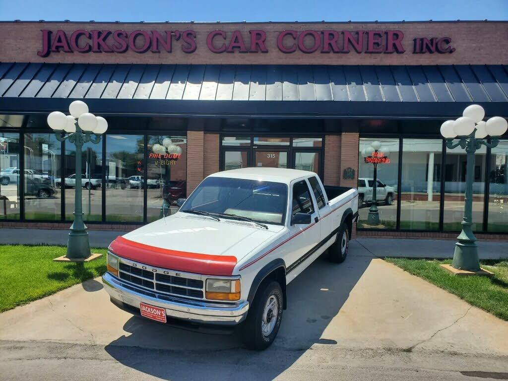 DODGE